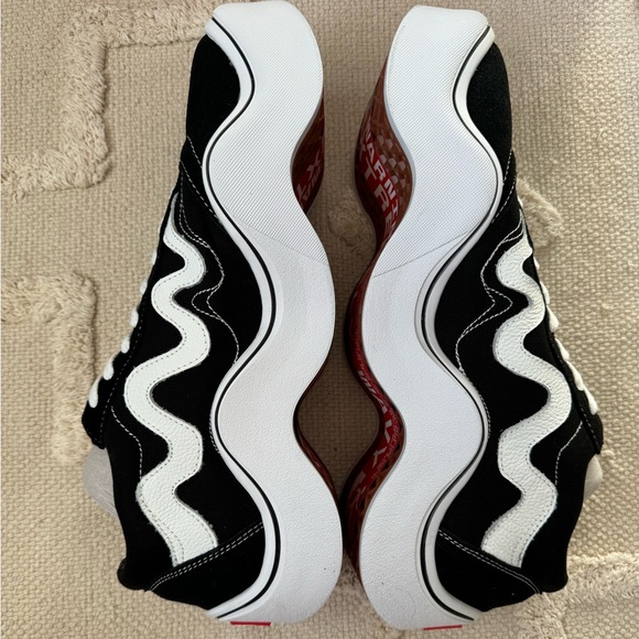 Limited Edition “Wavvy Baby Vans” - Picture 11 of 11